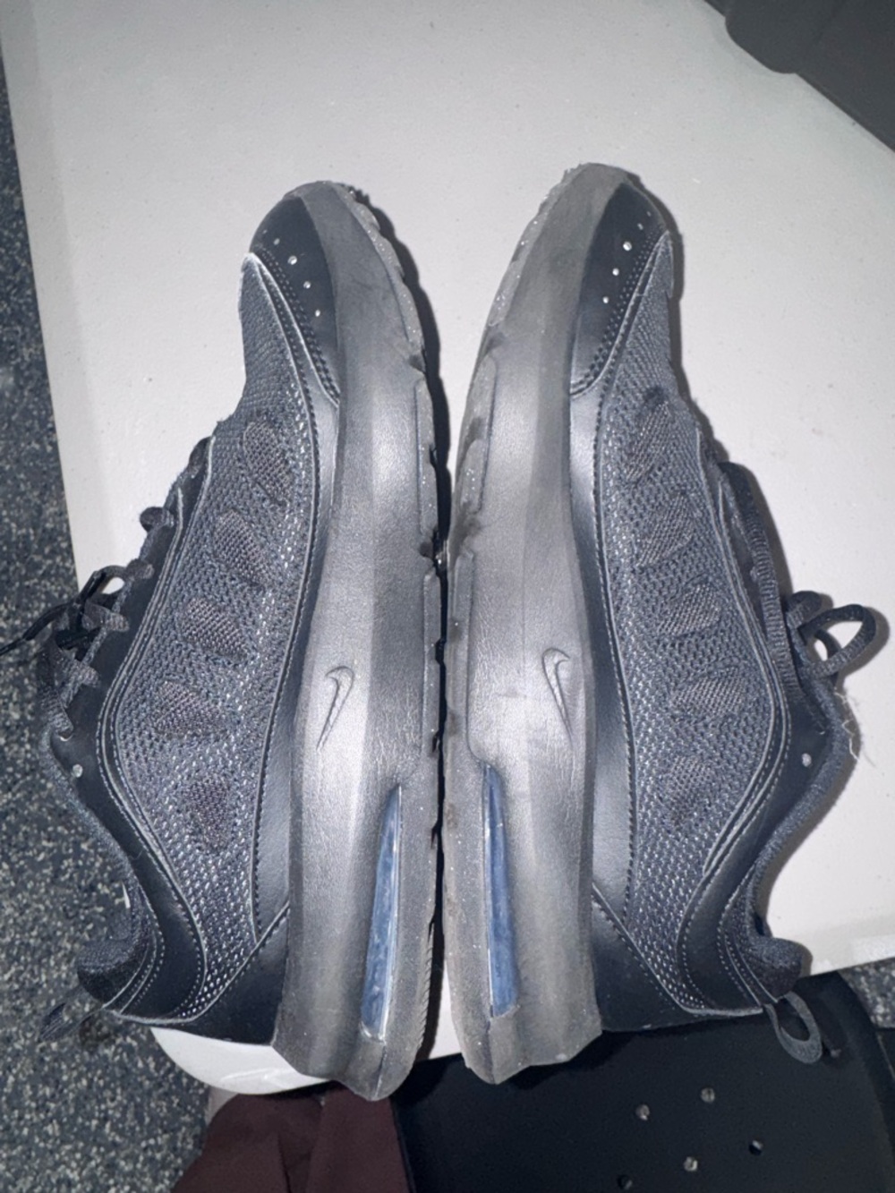 Nike Air Max AP Men's Shoe - Picture 6 of 6